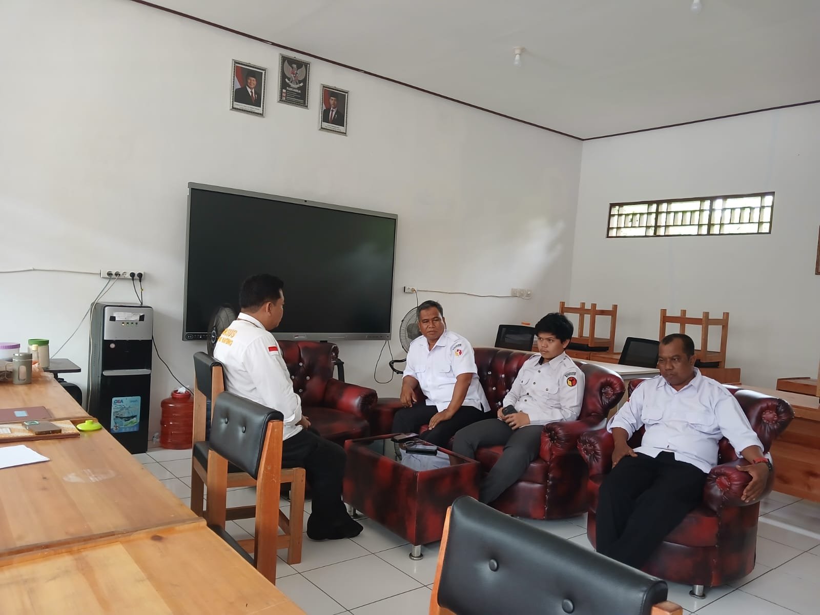 Kunjungi SKH Negeri 2 Kasongan, Bawaslu Katingan Dorong Pembentukan Perda Disabilitas